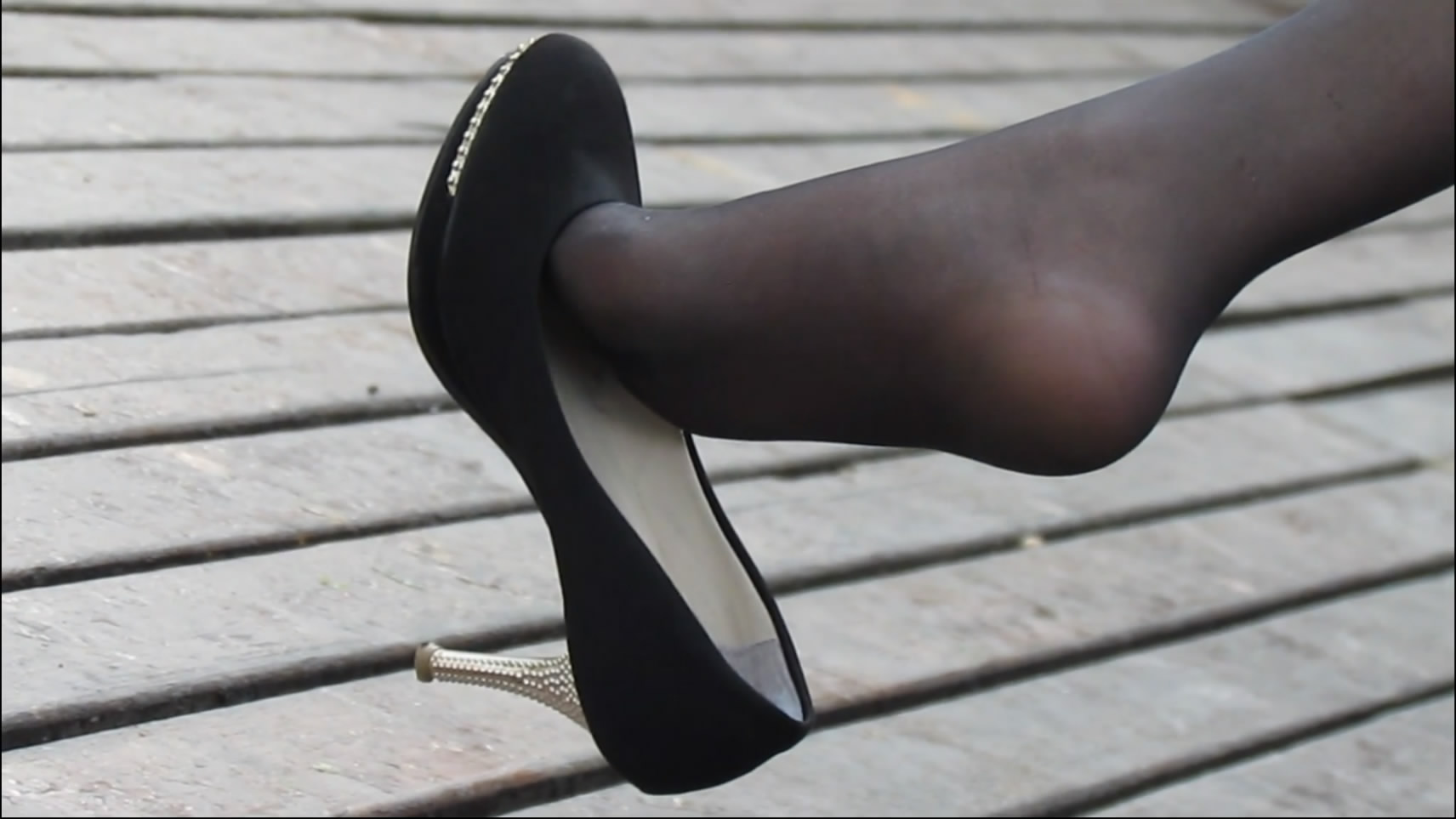 streetsnapdangl[00 00 52][20181118 120240 4]